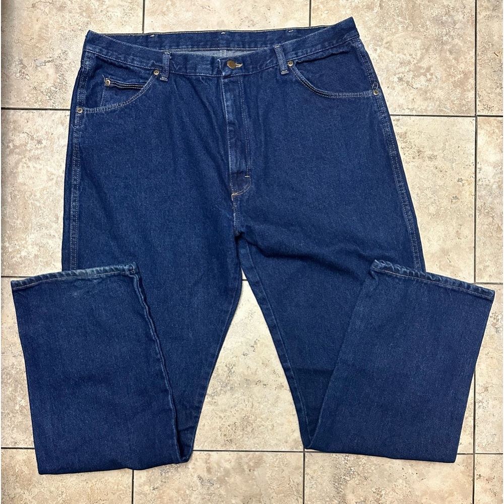 Wrangler Rugged Wear Size 40X32 Dark Denim 39902PW